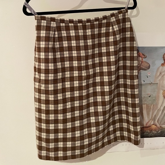 Dark Academia plaid skirt - Picture 4 of 4